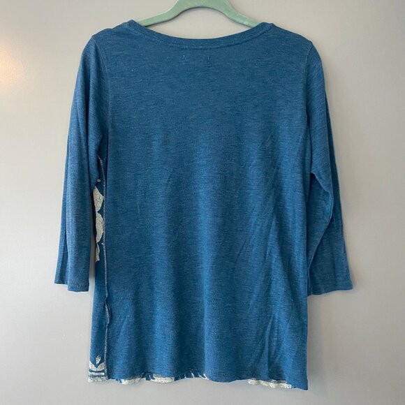 Lucky Brand Women's 3/4 Sleeve Scoop Neck Peacock Shirt in Teal - Picture 3 of 3